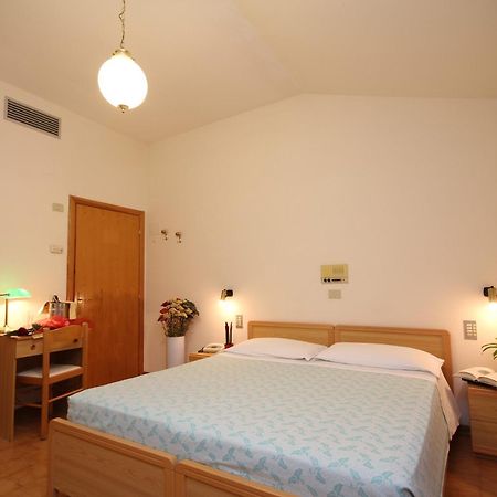Hotel Villa Luca Chianciano Terme Quarto foto