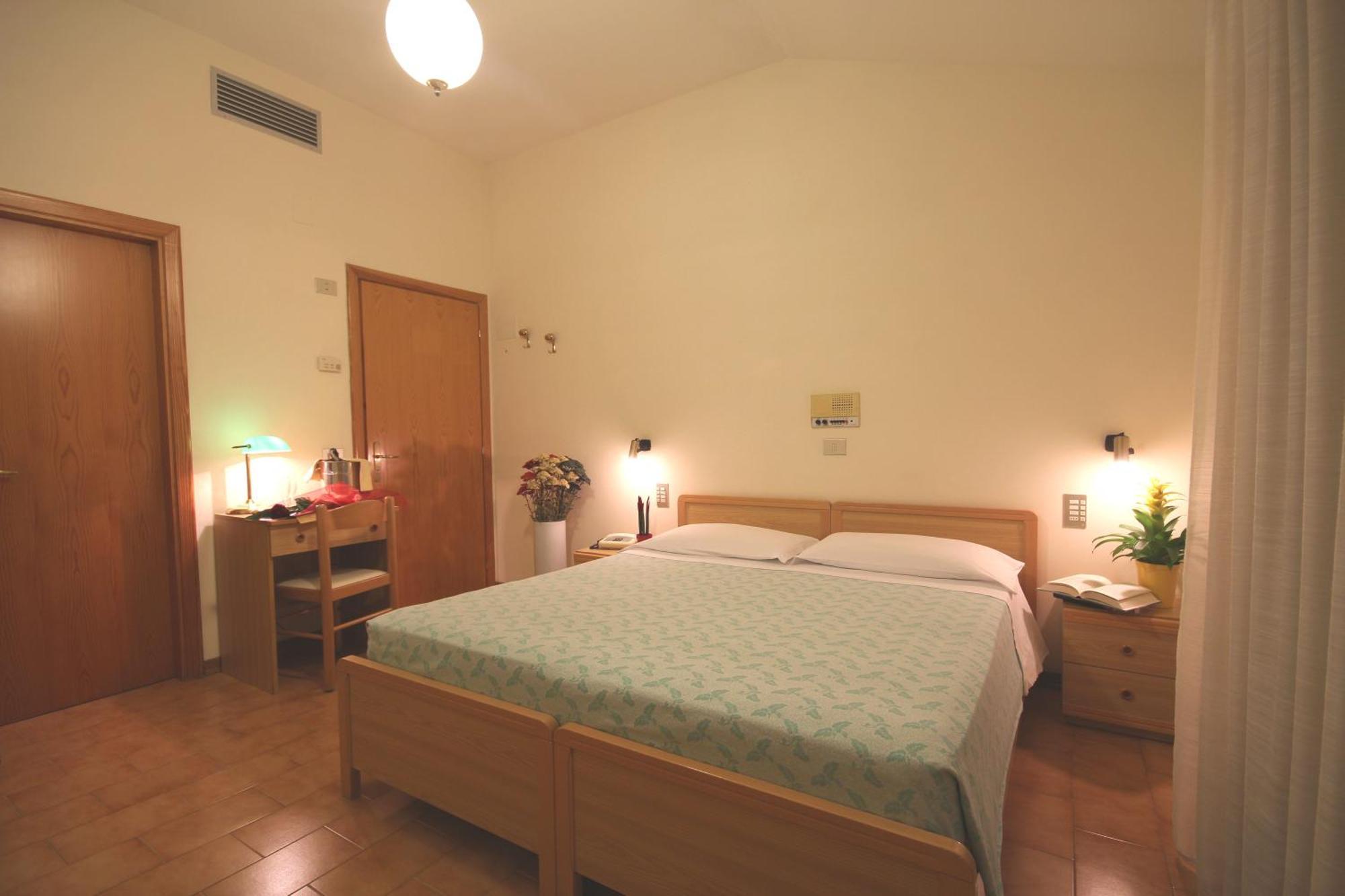 Hotel Villa Luca Chianciano Terme Quarto foto